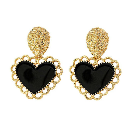 Black Epoxy Metal Heart Post Earrings For Women Enamel Vintage Jewelry Classic Textured Style Timeless Party Accessories